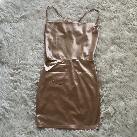 NWOT Fashion Nova satin dress - Picture 2 of 6